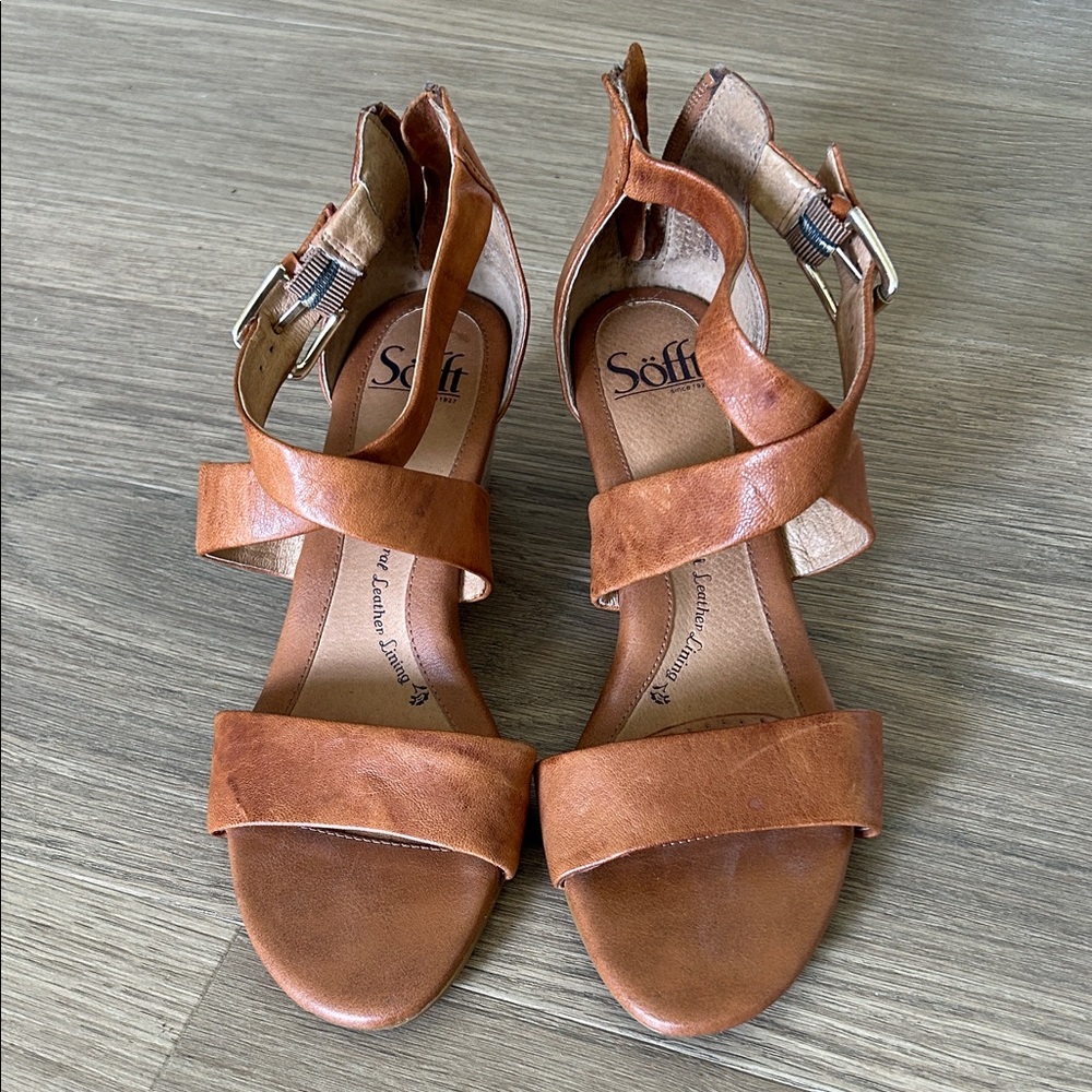 Sofft Cognac Brown Crisscross Ankle Strap Sandals